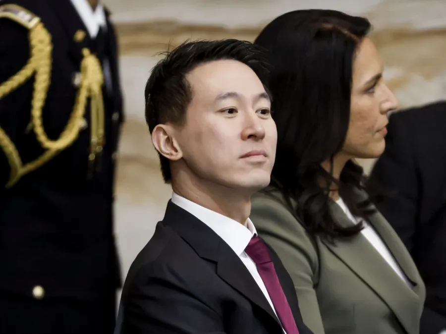 Tiktok CEO Shou Chew and Tulsi Gabbard at Trump’s inauguration